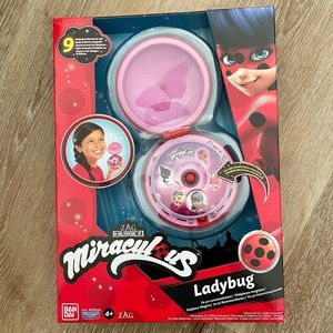 *NEW* Miraculous Ladybug Compact Caller!